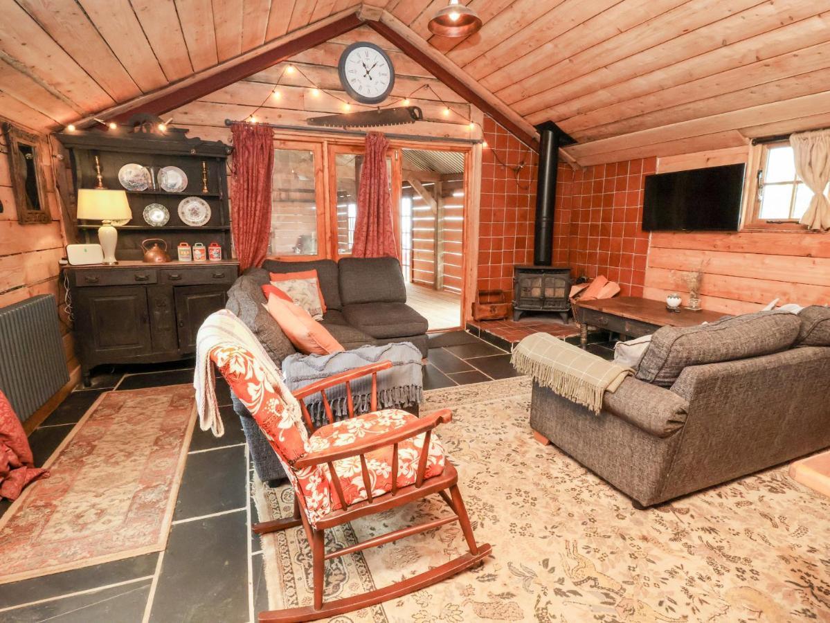 Villa Y Caban à Llangollen Extérieur photo