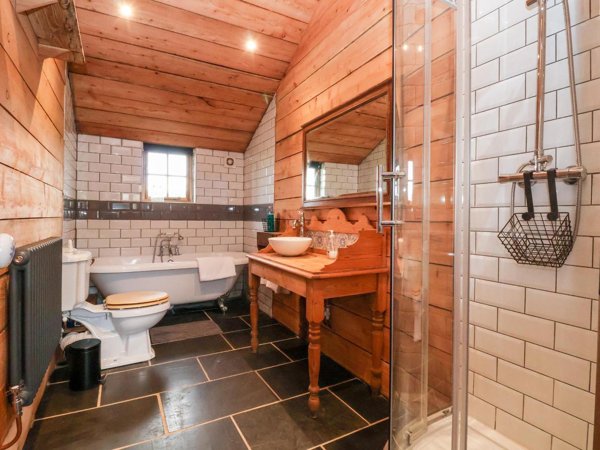 Villa Y Caban à Llangollen Extérieur photo
